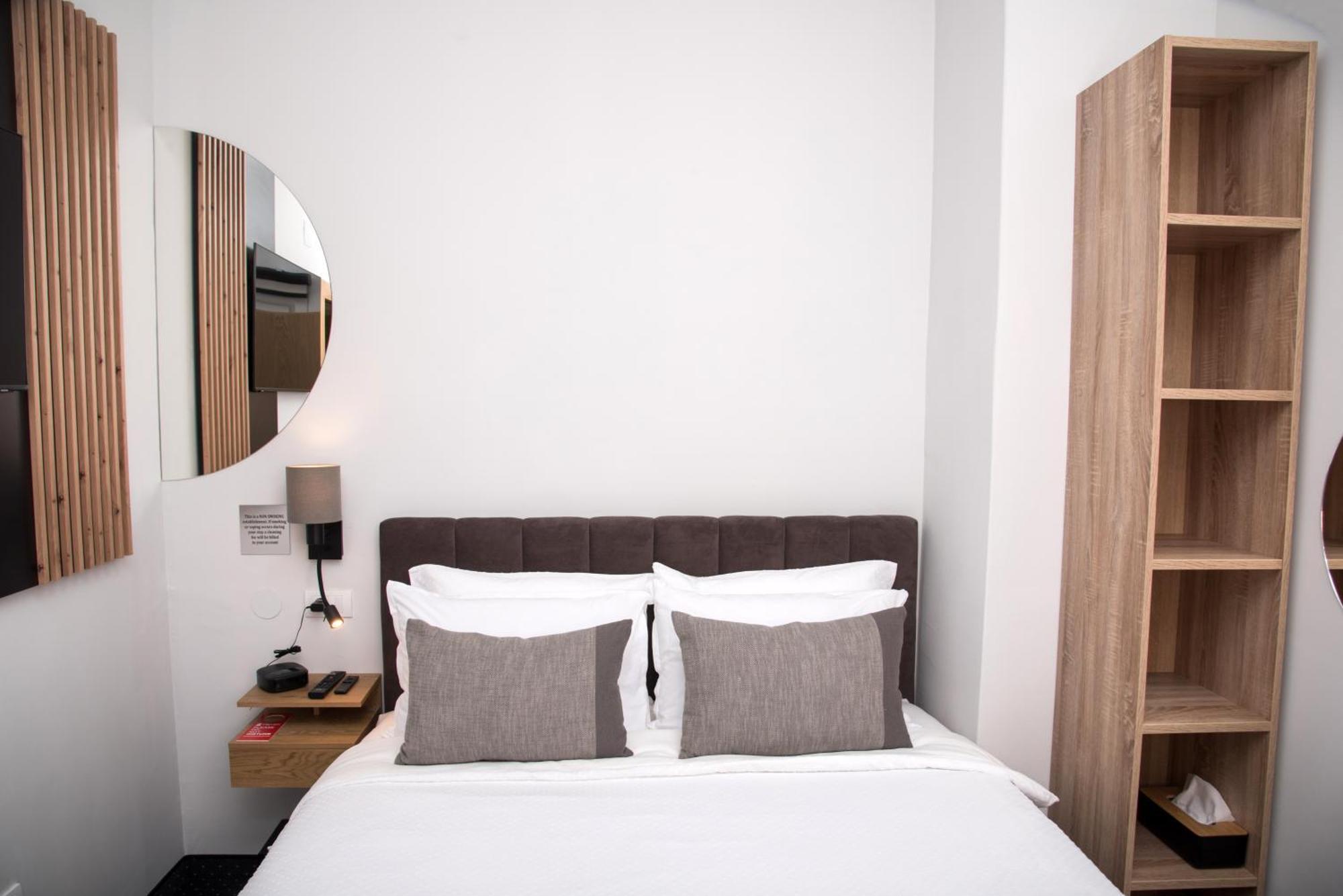 Republic Square Luxury Suites Белград Екстер'єр фото